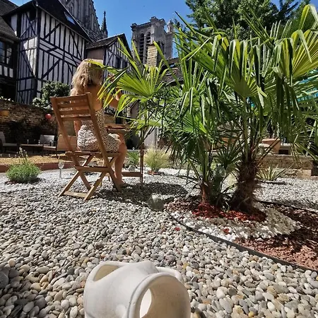 La Marmotte De La Cathedrale - Calme - Jardin