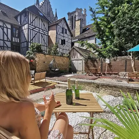 La Marmotte De La Cathedrale - Calme - Jardin