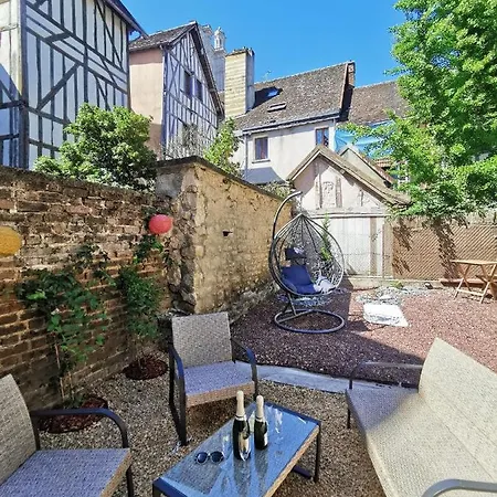 La Marmotte De La Cathedrale - Calme - Jardin * Troyes
